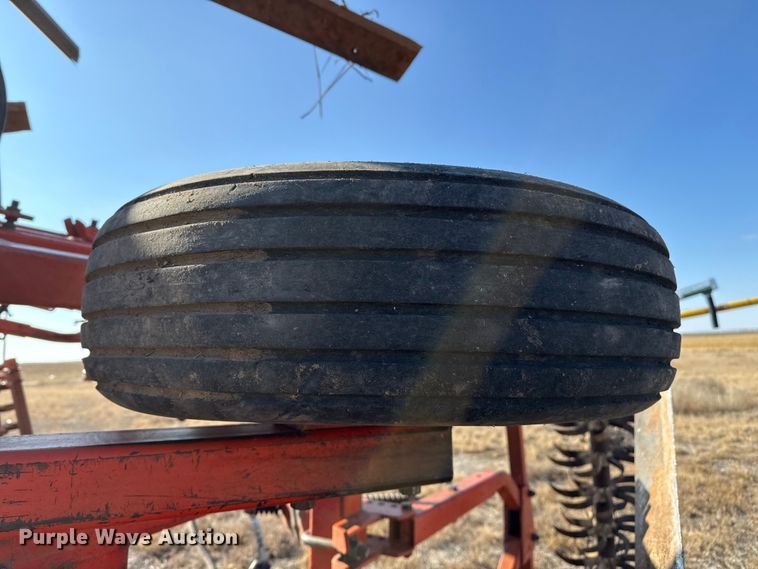 image for item EP2646 Sunflower sweep plow