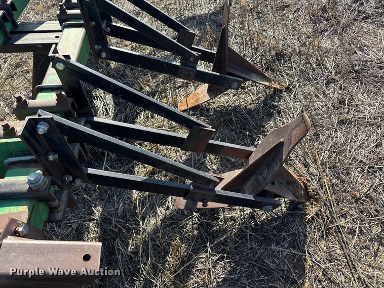 image for item EP2647 In-line ripper