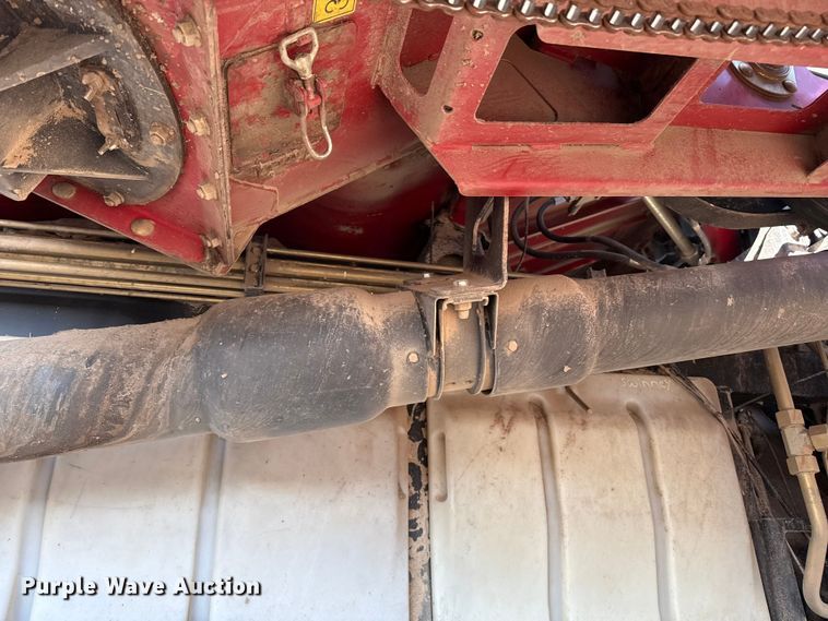 image for item EP2651 2017 Case IH 8240 combine