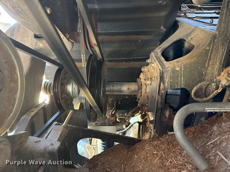 image for item EP2651 2017 Case IH 8240 combine