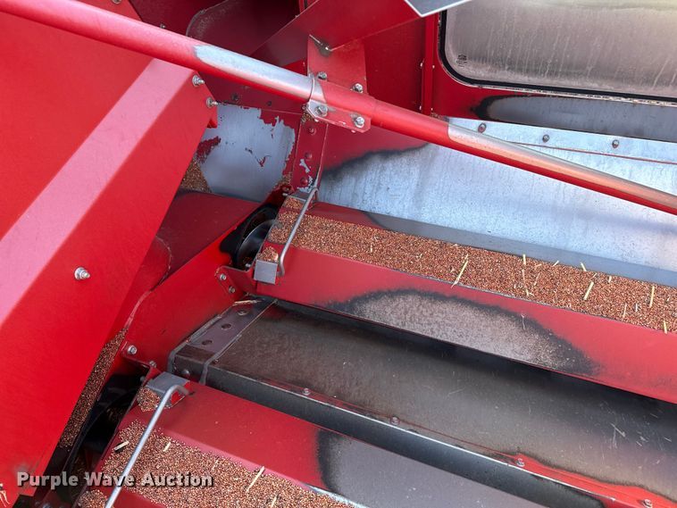 image for item EP2651 2017 Case IH 8240 combine
