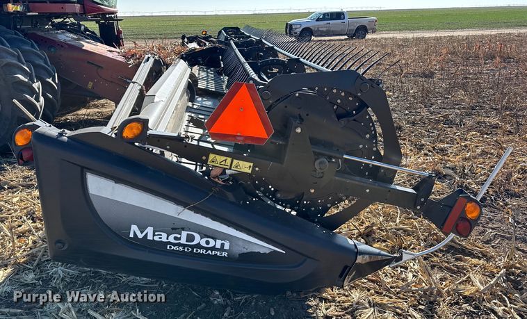 image for item EP2652 2015 Macdon D65-D draper head