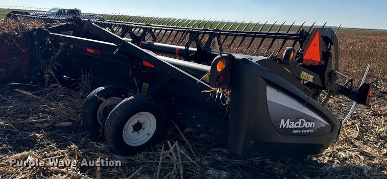 image for item EP2652 2015 Macdon D65-D draper head