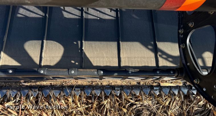 image for item EP2652 2015 Macdon D65-D draper head