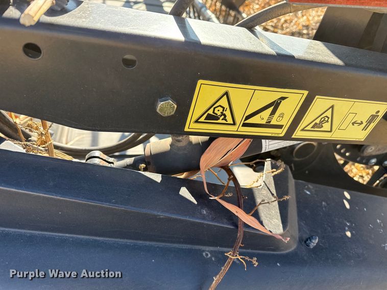 image for item EP2652 2015 Macdon D65-D draper head