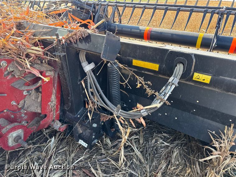 image for item EP2652 2015 Macdon D65-D draper head