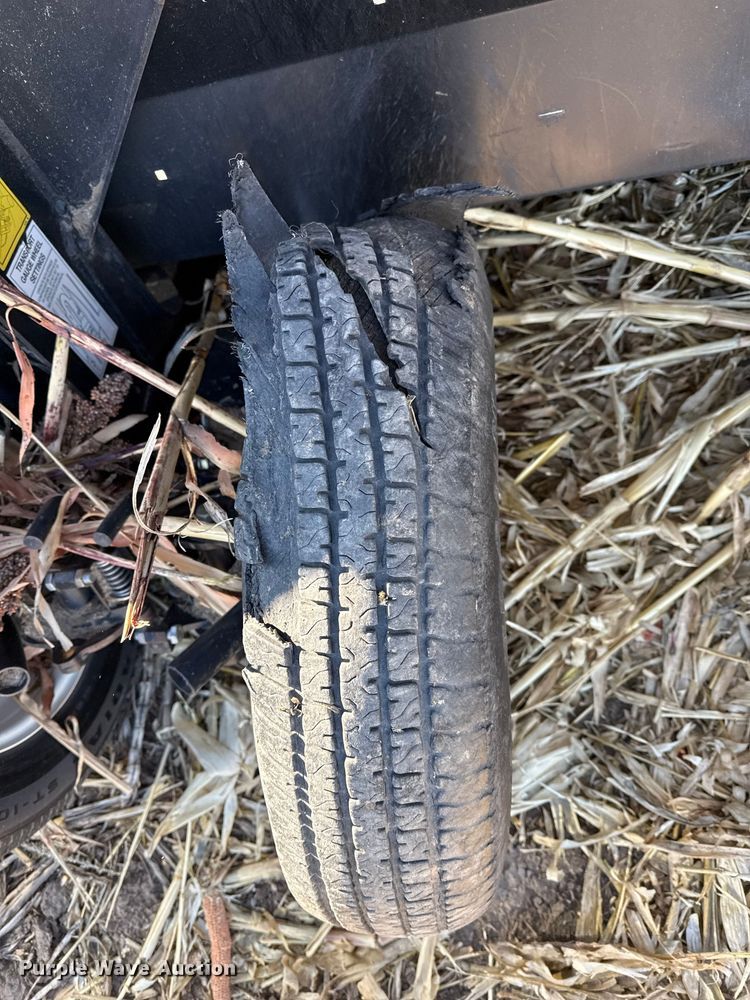 image for item EP2652 2015 Macdon D65-D draper head