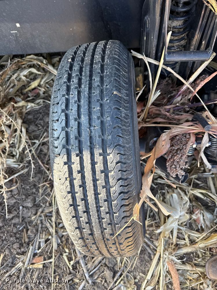 image for item EP2652 2015 Macdon D65-D draper head