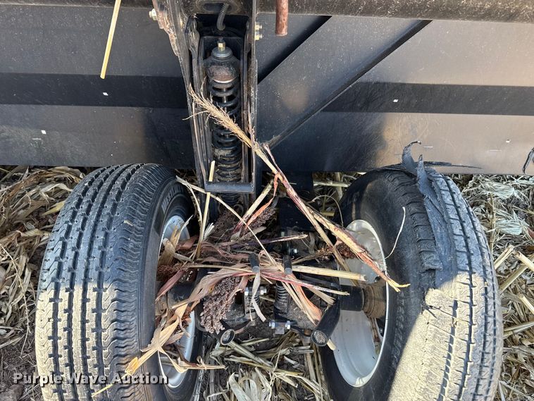 image for item EP2652 2015 Macdon D65-D draper head