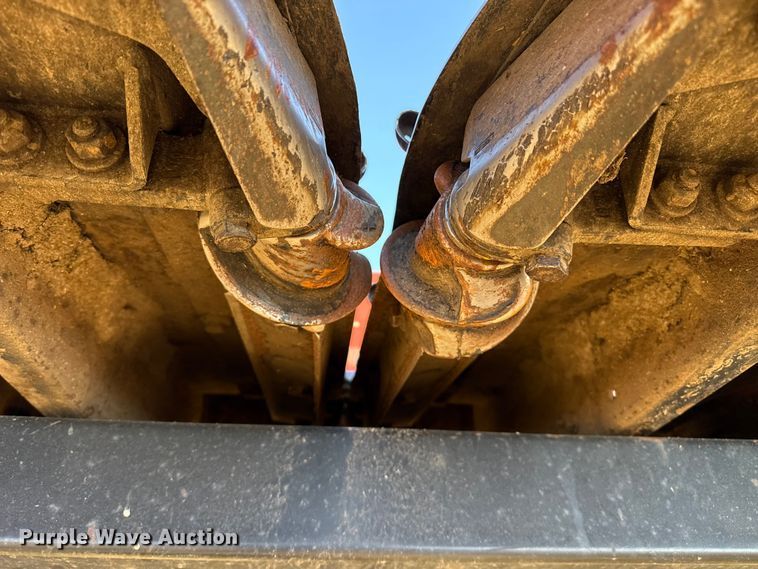 image for item EP2655 2014 Case IH 4412 corn head