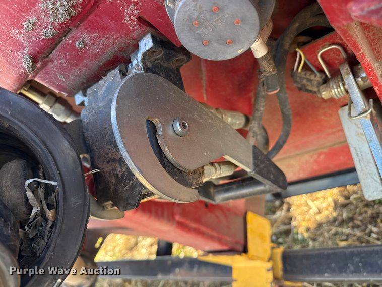 image for item EP2655 2014 Case IH 4412 corn head