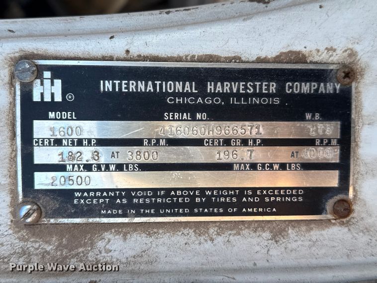 image for item EP2657 1970 International grain truck