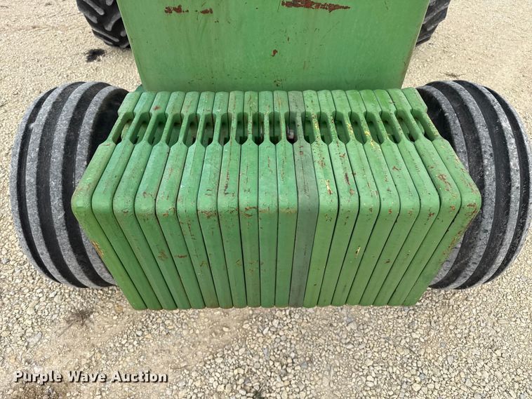 image for item EP2694 1979 John Deere 4640 tractor