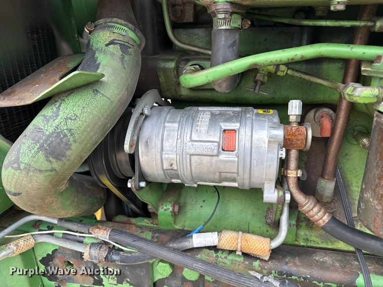 image for item EP2694 1979 John Deere 4640 tractor