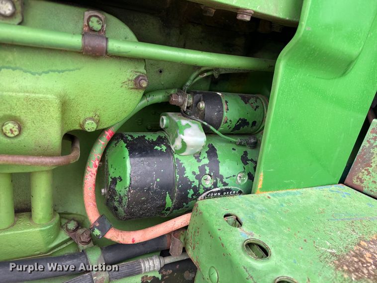 image for item EP2694 1979 John Deere 4640 tractor