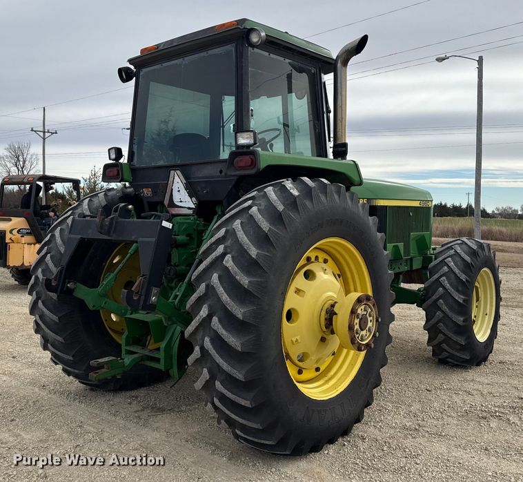 image for item EP2695 1994 John Deere 4960 MFWD tractor