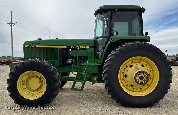 image for item EP2695 1994 John Deere 4960 MFWD tractor