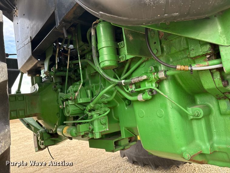 image for item EP2695 1994 John Deere 4960 MFWD tractor