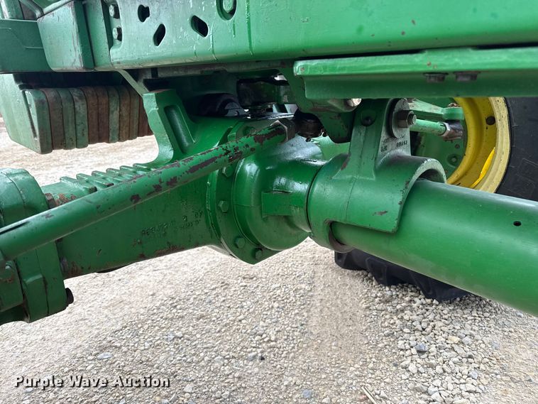 image for item EP2695 1994 John Deere 4960 MFWD tractor