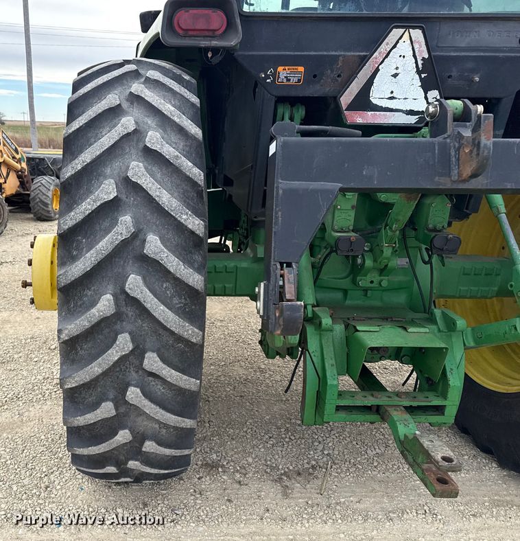 image for item EP2695 1994 John Deere 4960 MFWD tractor