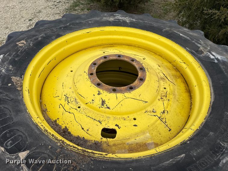 image for item EP2695 1994 John Deere 4960 MFWD tractor