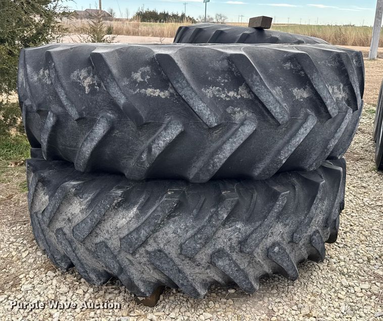 image for item EP2695 1994 John Deere 4960 MFWD tractor