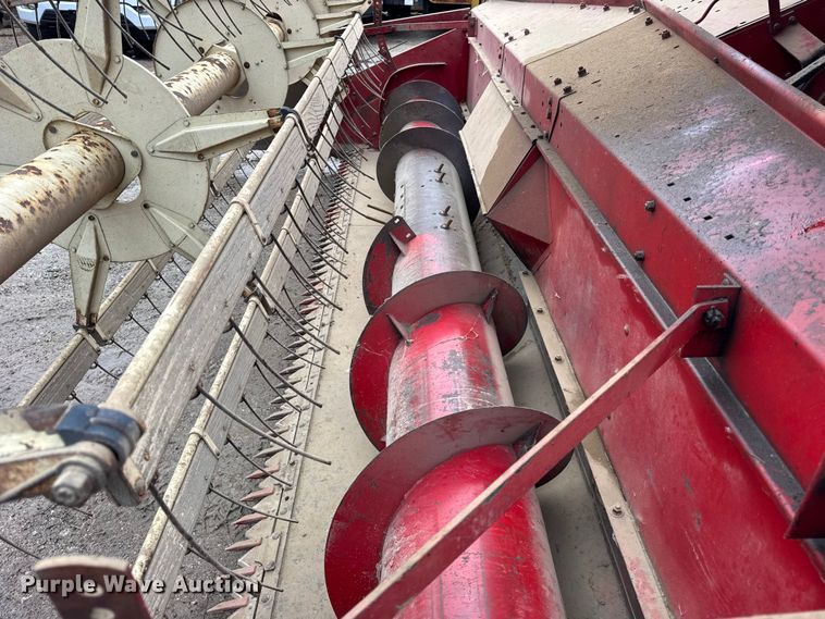 image for item ER0301 International Harvester 403C combine