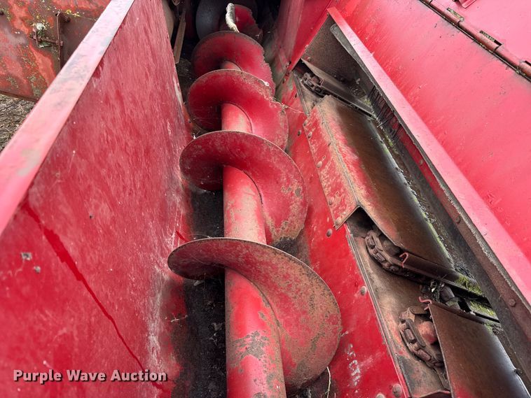 image for item ER0301 International Harvester 403C combine