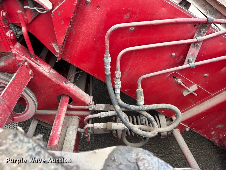 image for item ER0301 International Harvester 403C combine