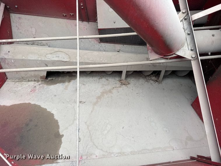 image for item ER0301 International Harvester 403C combine