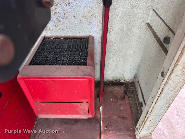 image for item ER0301 International Harvester 403C combine