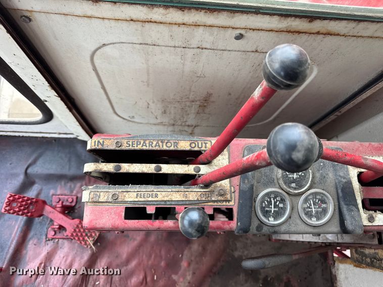 image for item ER0301 International Harvester 403C combine