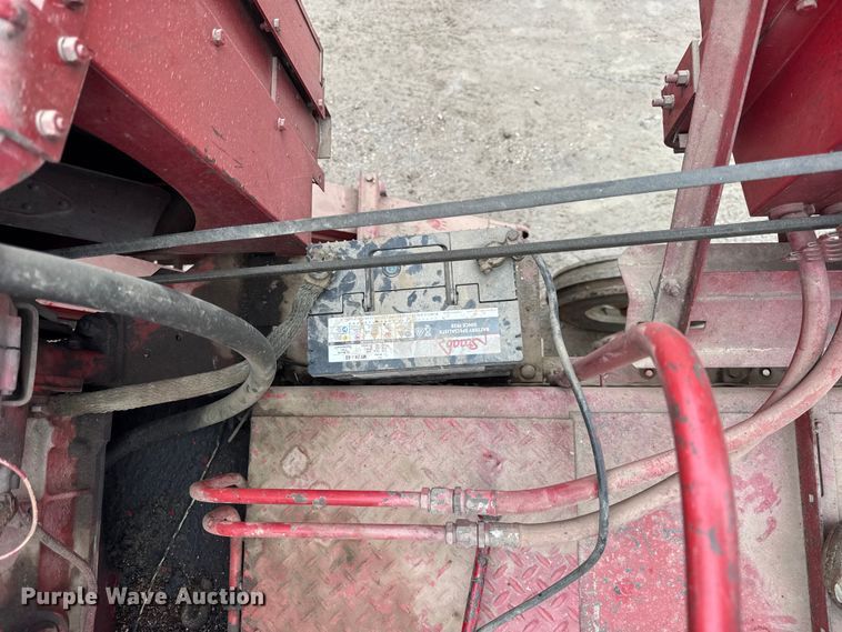 image for item ER0301 International Harvester 403C combine