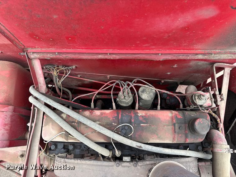 image for item ER0301 International Harvester 403C combine