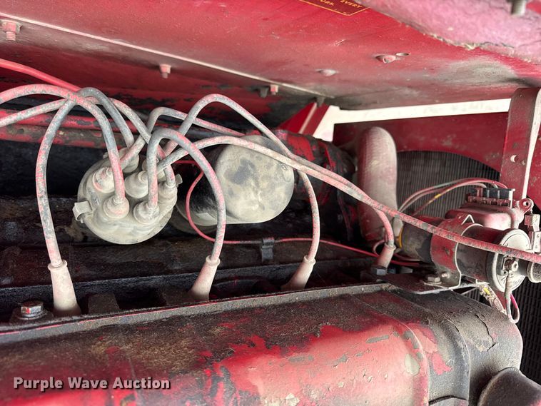 image for item ER0301 International Harvester 403C combine