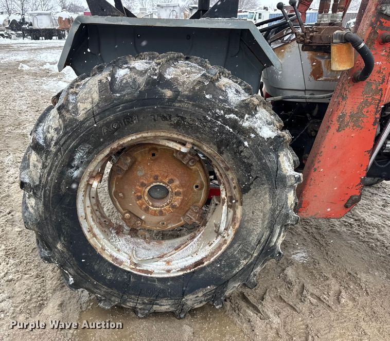 image for item ER0313 White 250 tractor