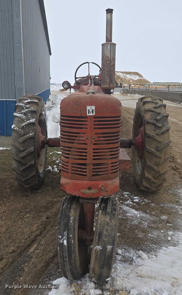 image for item ES2628 Farmall Super M tractor