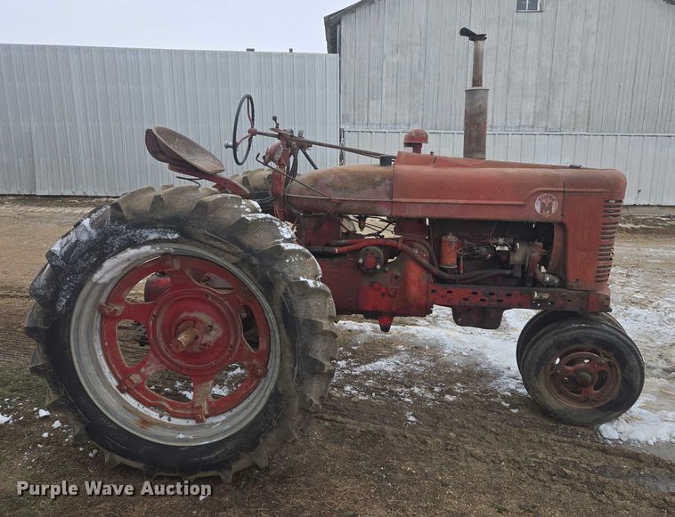 image for item ES2628 Farmall Super M tractor