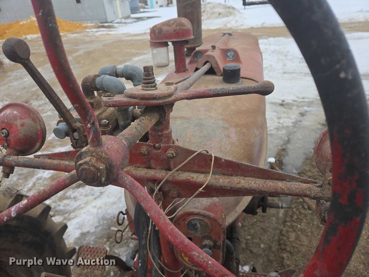 image for item ES2628 Farmall Super M tractor