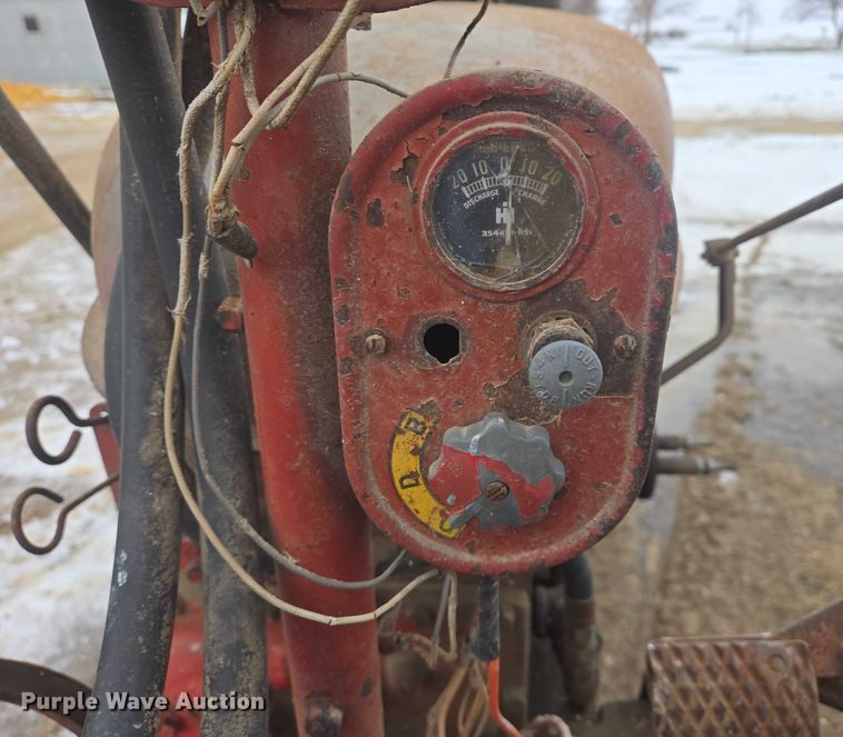 image for item ES2628 Farmall Super M tractor