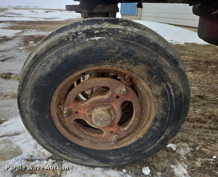 image for item ES2628 Farmall Super M tractor