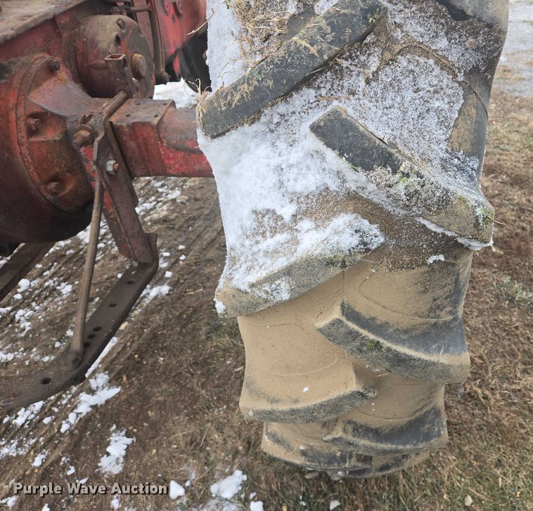 image for item ES2628 Farmall Super M tractor