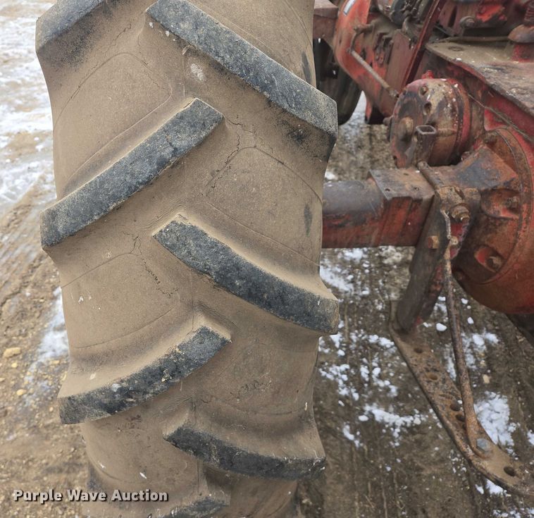 image for item ES2628 Farmall Super M tractor