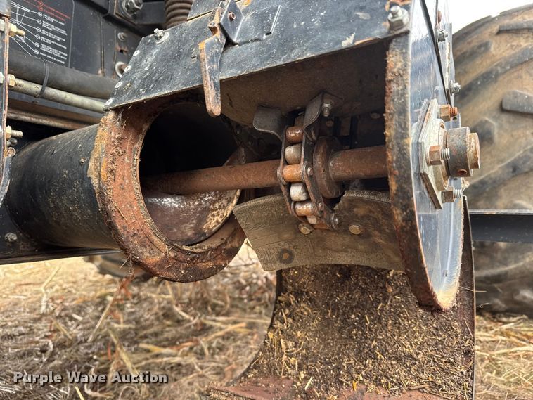 image for item ET4005 1998 Gleaner R62 combine