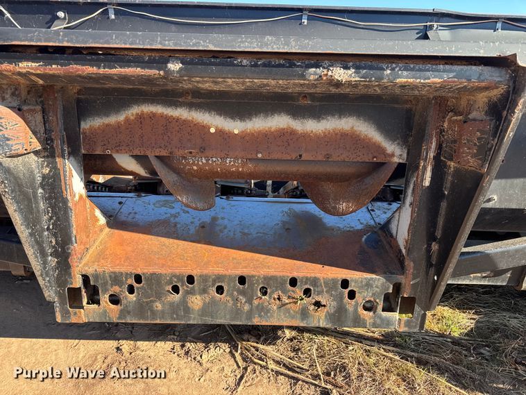 image for item ET4009 AGCO 830 corn head