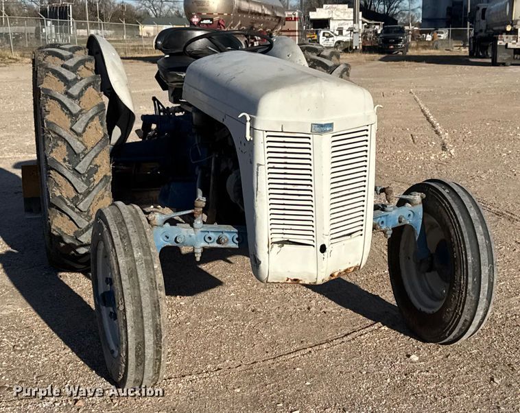 image for item ET4042 Harry Ferguson 30 tractor