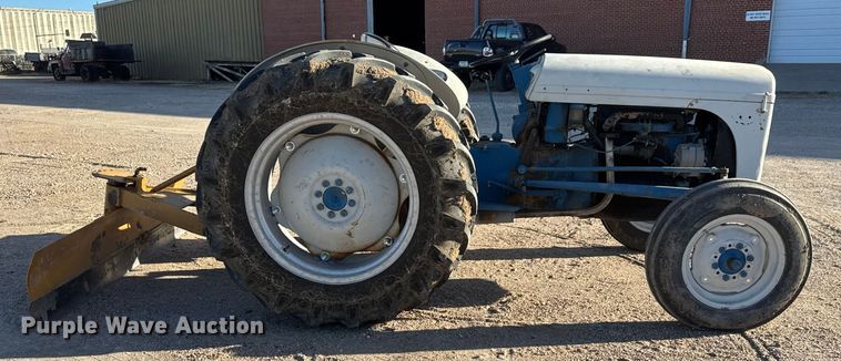 image for item ET4042 Harry Ferguson 30 tractor