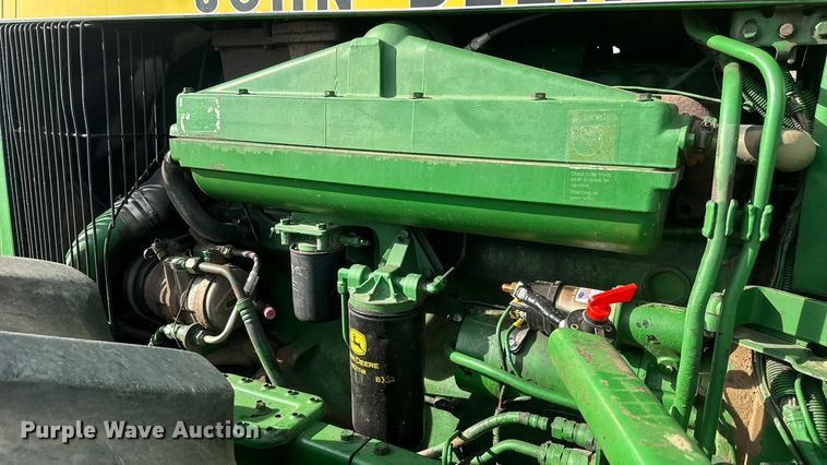 image for item ET4054 1983 John Deere 8650 4WD tractor
