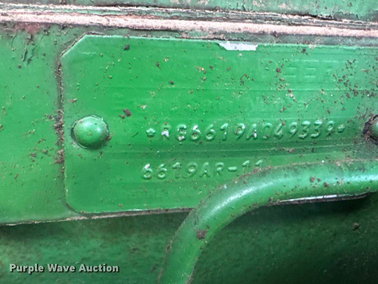 image for item ET4054 1983 John Deere 8650 4WD tractor