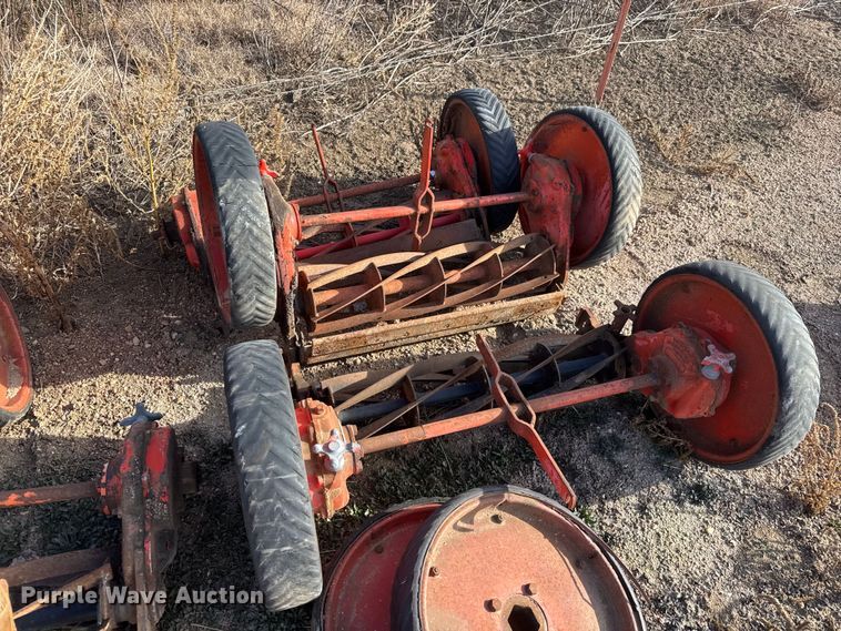 image for item ET4055 (11) Worthington reel mower gangs